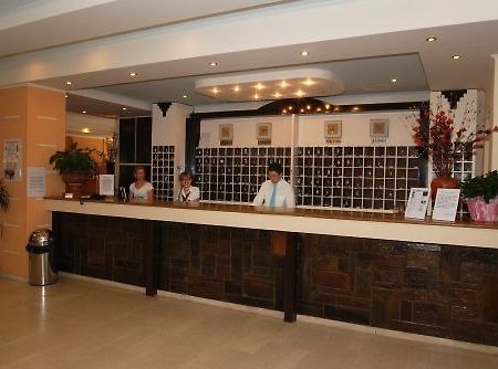 Hotel Alexander ลากานาส ภายนอก รูปภาพ